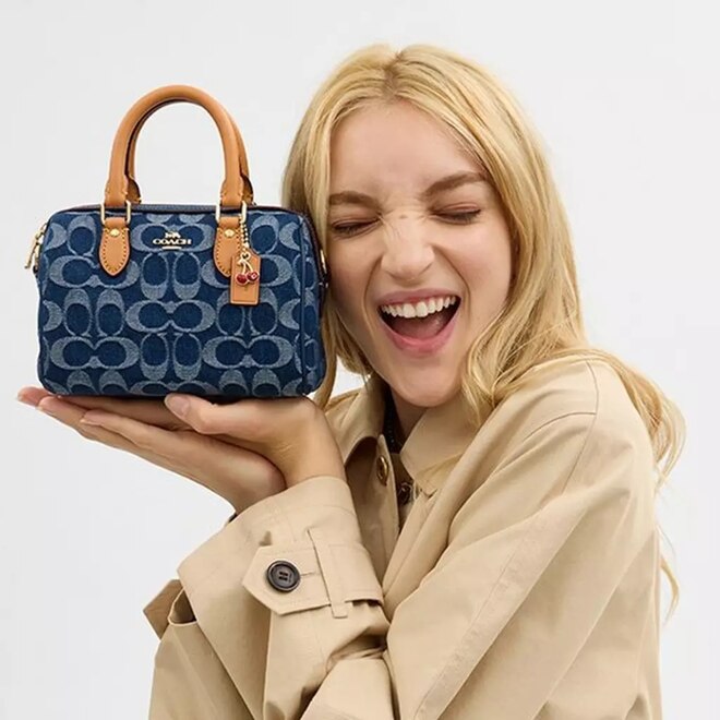 E! Online (US) - Top Stories